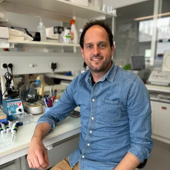 Dr. Javier Perez Hernández