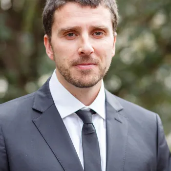 Dr. Raúl Aguilar Elena