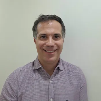 Dr. Raimundo García Albiach