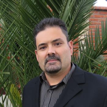 Dr. Roger Clotet Martínez