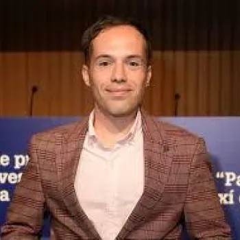Dr. Adrián Villalba Felipe