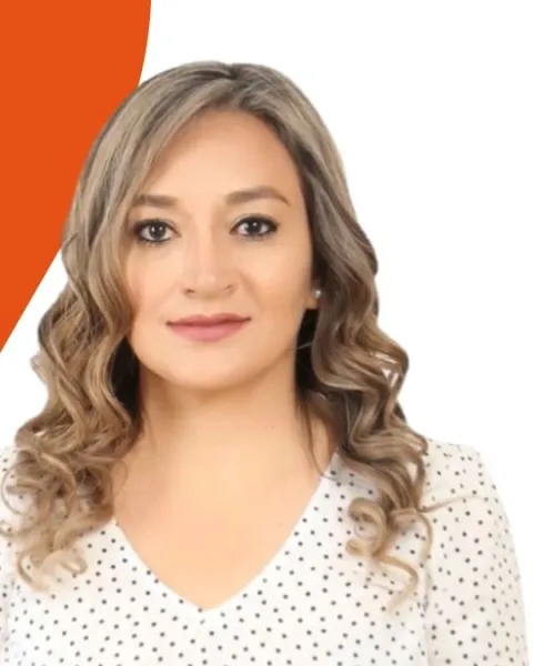 Ana Karina Ponce - Alumni VIU Ecuador