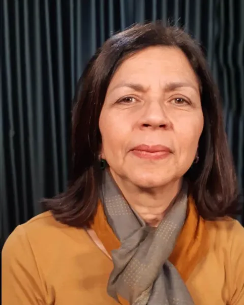 Dra. Beatriz Valles-González