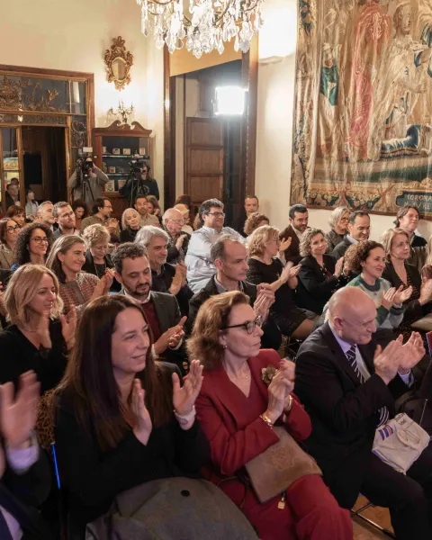 Presentación Cátedra Planeta público