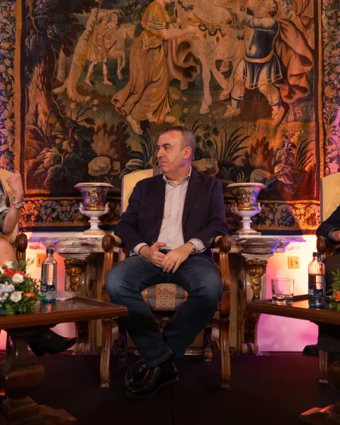 Presentación Cátedra Planeta Debate