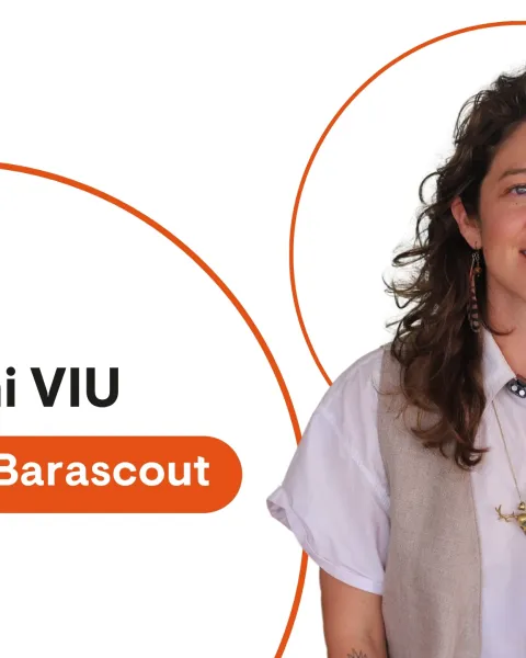 Composición con el retrato de la alumni de VIU Cindy Barascout, formas geométricas, el logo de VIU y el nombre de Cindy