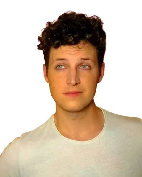 Claudio Columé Alumni VIU header