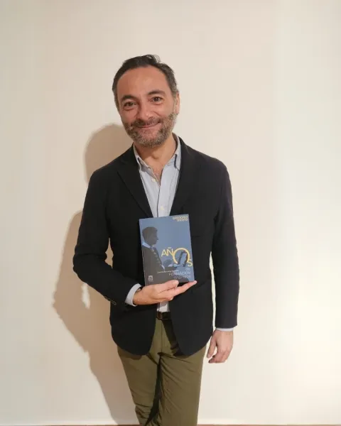 Dr. Javier García-Luengo card