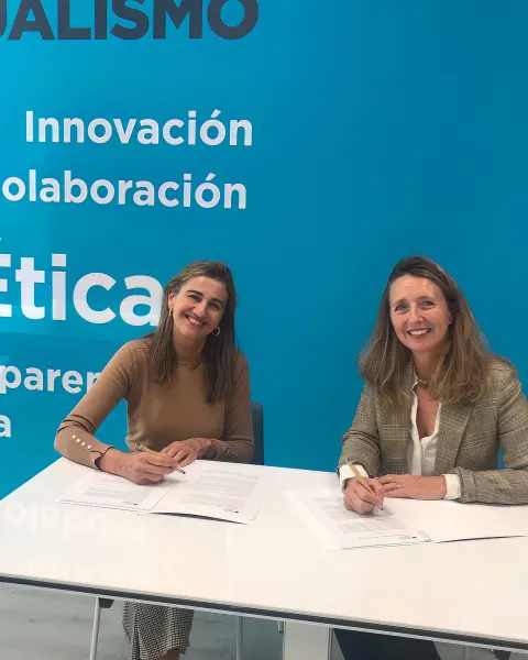 Foto firma VIU Fundación Mutualidad Abogacía 1