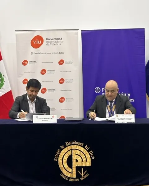 VIU-Colegio de Psicólogos del Perú ceremonia de firma