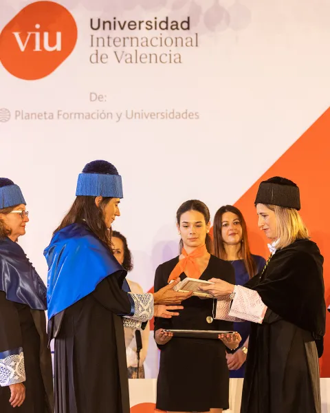 Honoris Dra. Maria A. Blasco - VIU