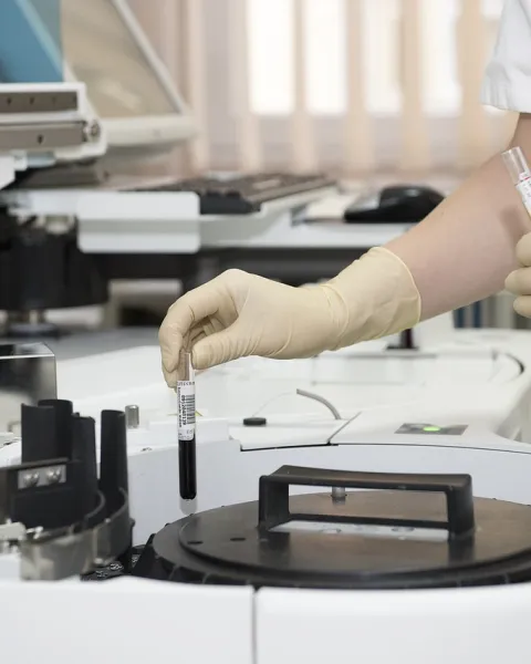 la-informatica-biomédica-se-ocupa-del-cuidado-de-la-salud
