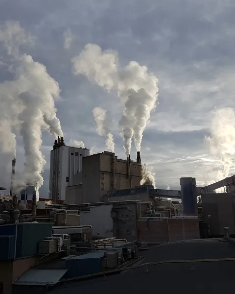 factory-1647712_1280.jpg