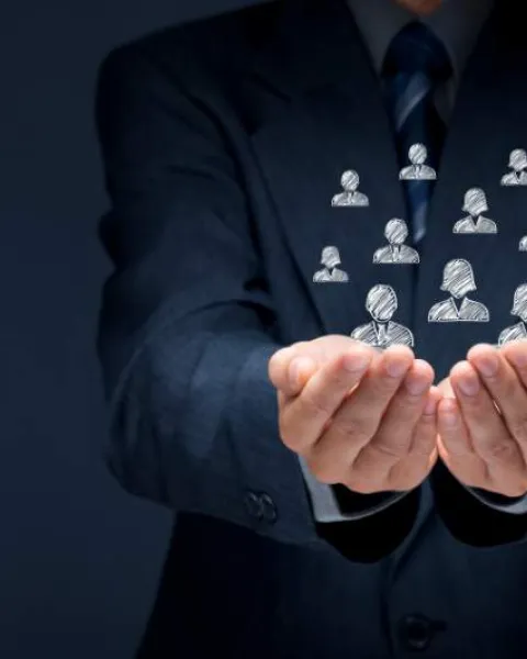 iStock_Liderazgo-transformacional_Small_optimiz.jpg