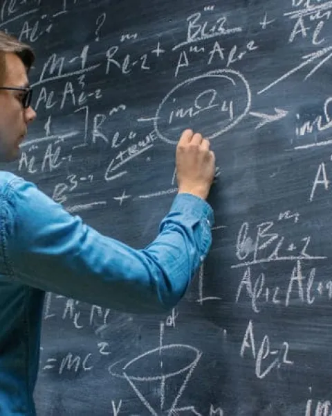 por que estudiar matematicas (1) (1).jpg