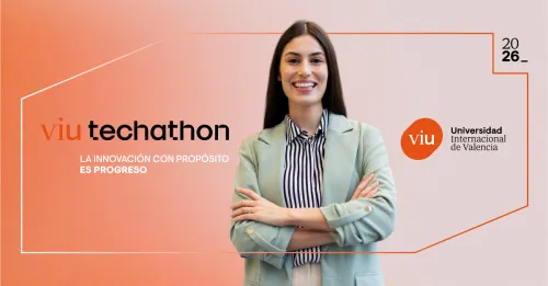 Composición visual en tonos naranjas de promoción de la Techathon 2026 de VIU, con una mujer joven sonriente al centro y logo de VIU a la derecha y de la Techathon a la izquierda