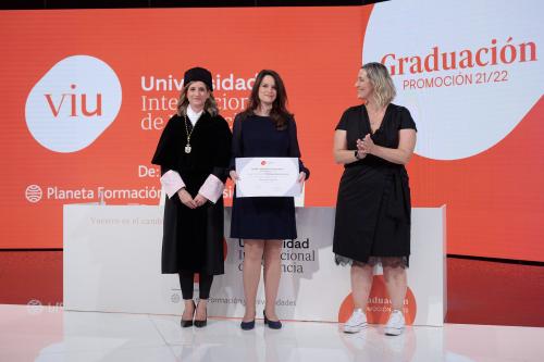 Premio Elena Castro mejor expediente Graduación VIU 2022
