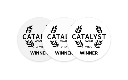 Logo premios Catalyst 3 blanco