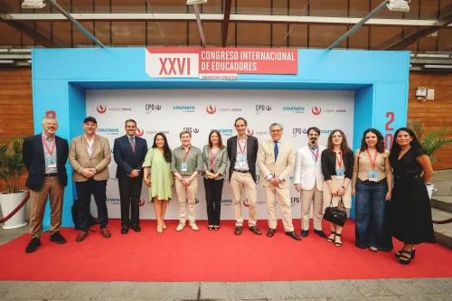 Toni García Photocall grupal CIE 26